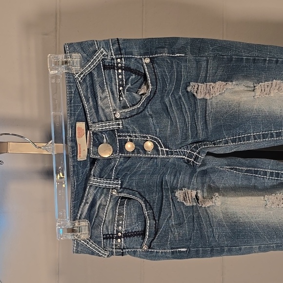 No boundaries capri's - Picture 2 of 9